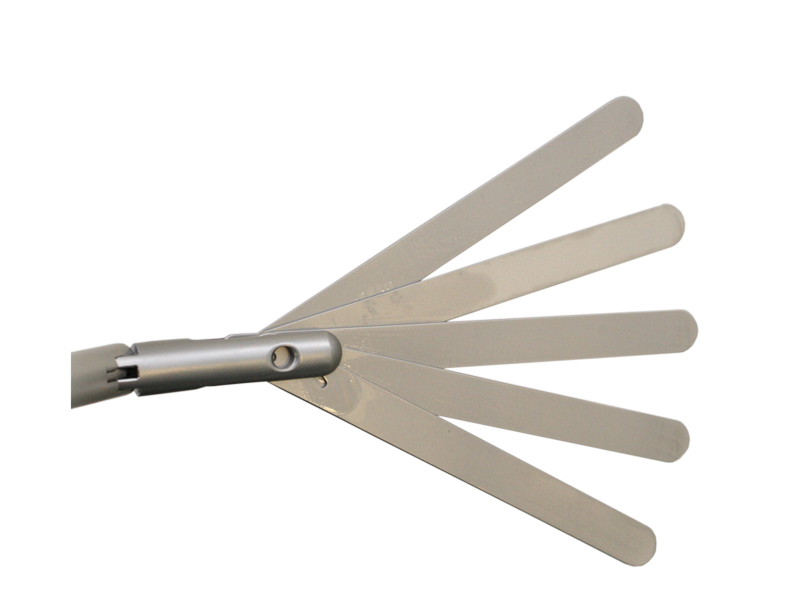 Endo-retractor, ajustabil, 5 varfuri departabile si unghiulare, adaptor LL de curatare, D10mm, L340mm 